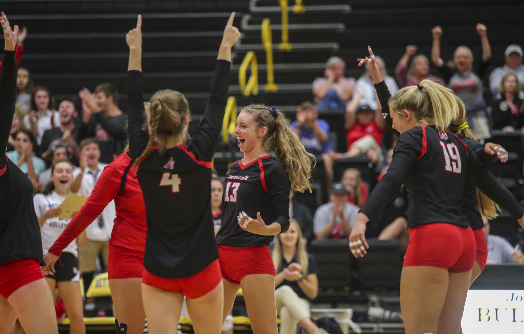 091818-MAC-volleyball-032